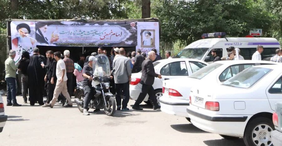 شهرری | هم‌دلی در مسیر نور، برپایی ایستگاه صلواتی و خدمات‌رسانی به  زائران مرقد مطهر امام (ره)